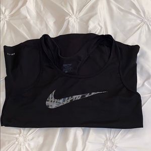 Nike workout top